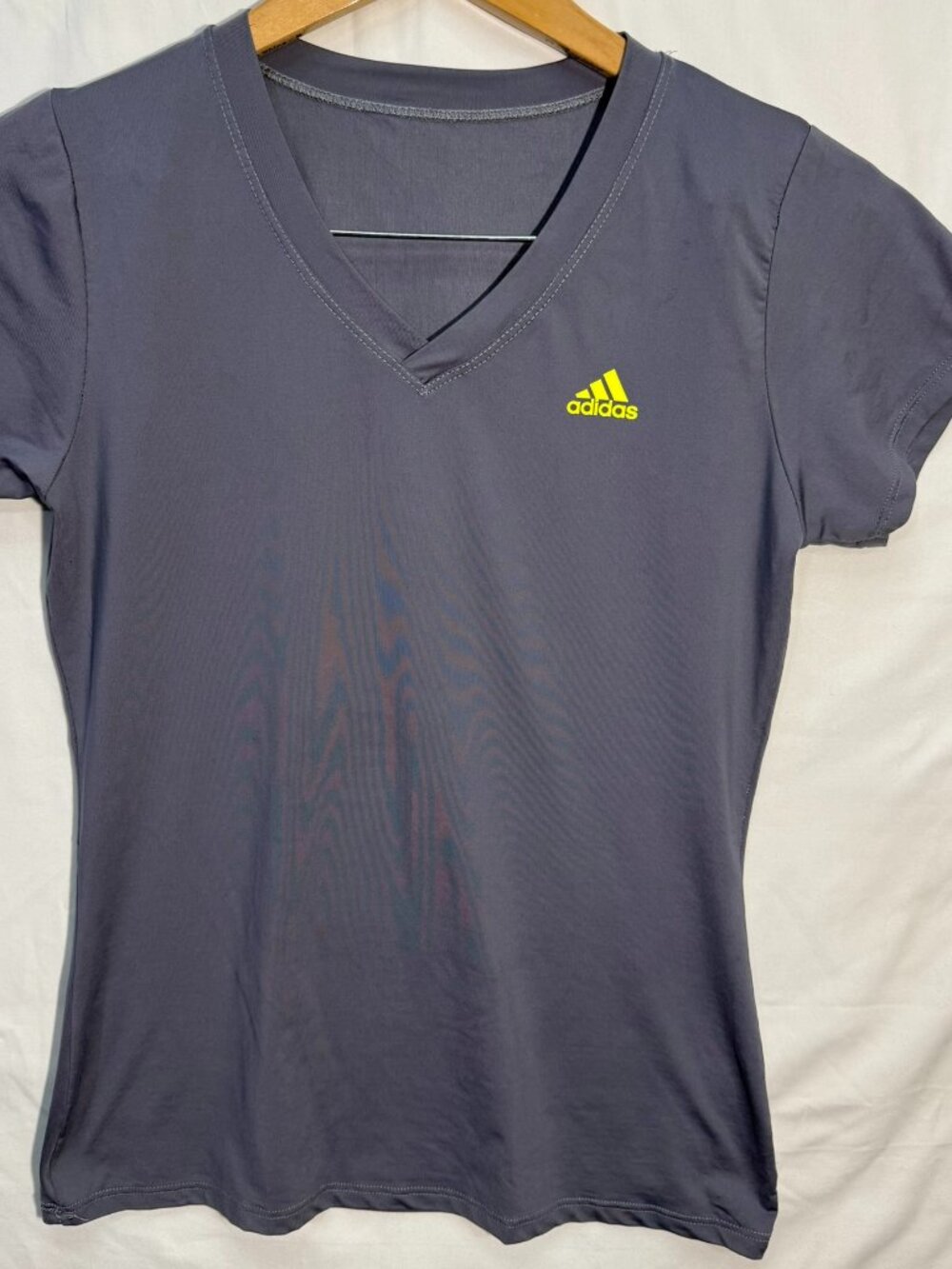 Adidas Women’s Gray V-Neck Athletic Performance Top